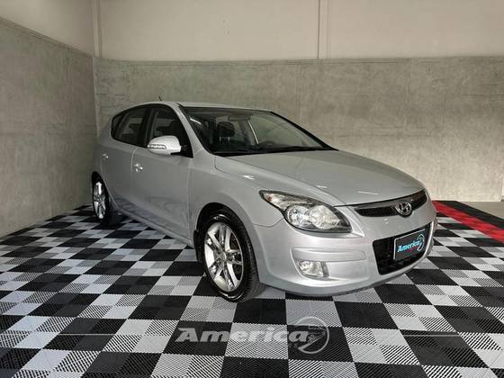 HYUNDAI I30 2.0 MPFI GLS 16V GASOLINA 4P MANUAL HYUNDAI I30 2.0 MPFI GLS 16V GASOLINA 4P MANUAL